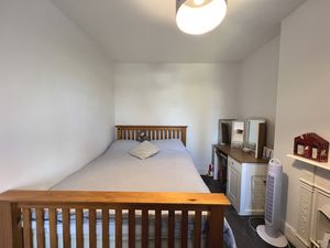 Photo 5- click for photo gallery